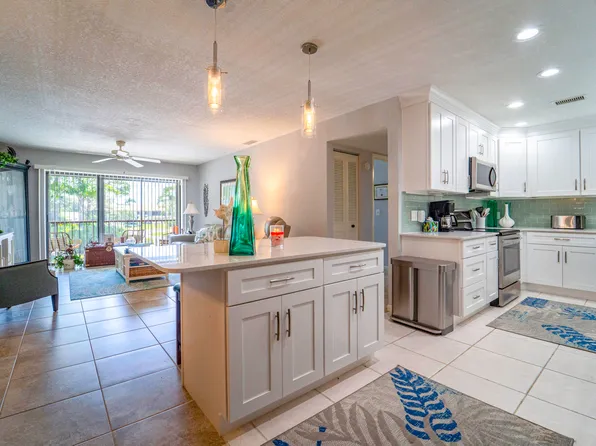 2762 SW Matheson Avenue #111-A2, Palm City, FL 34990