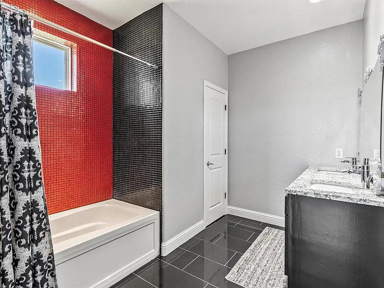 9583 Neal Rd — Photo 19