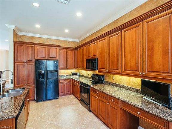 2nd image of 7201 Bergamo Way APT 201