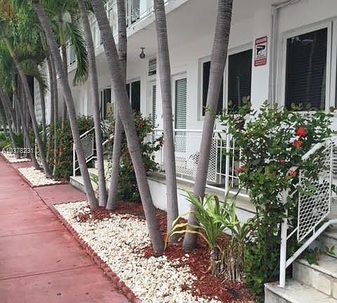 3rd image of 745 13th St #L5