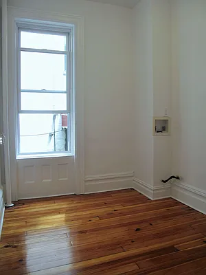 Rented by 470 15th Street, LLC | media 44