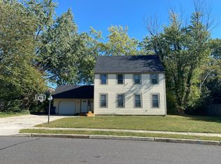 203 Spring Dr, Voorhees, NJ 08043