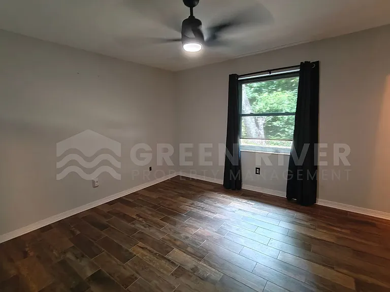 1549 Sonoma Ct — Photo 26