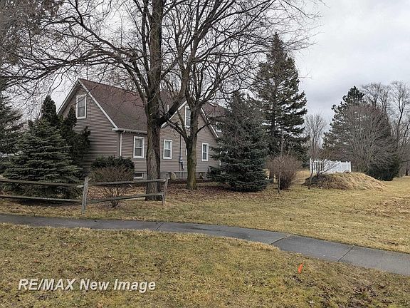 3rd image of 2385 McCarty Rd