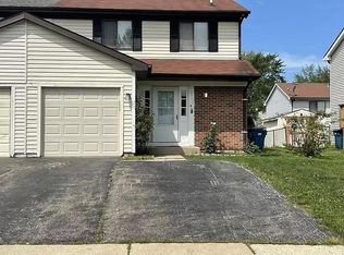3738 Dory Cir E, Hanover Park, IL 60133