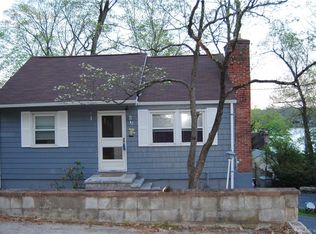 32 Massasoit Rd, Middlefield, CT 06455