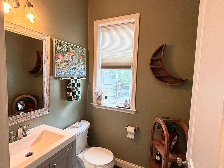 1123 Sray Ln — Photo 16