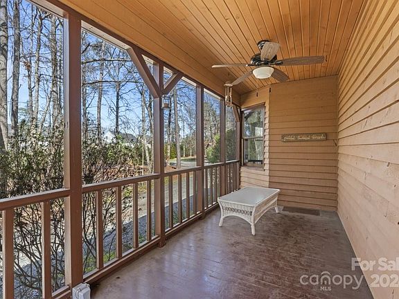 4th image of 14000 Fountain Ln