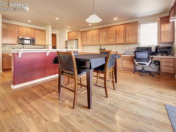 5th image of 808 Coyote Willow Dr