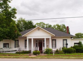 211 Main St, Headland, AL 36345