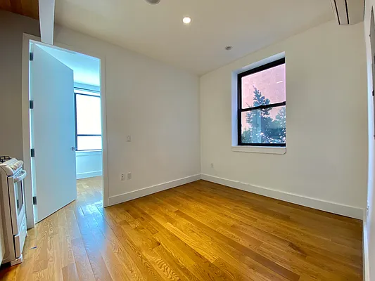 Rented by Simply Brooklyn Realty Inc | media 6