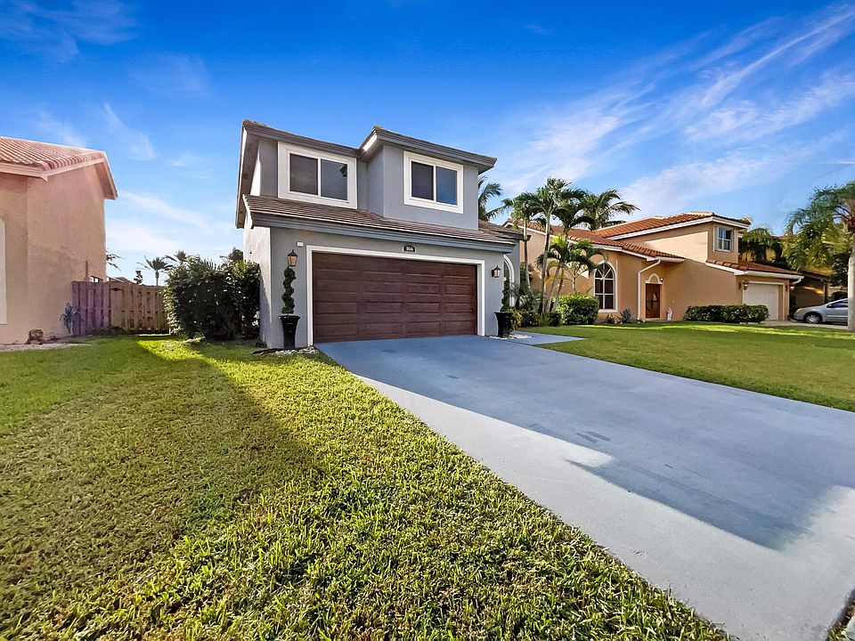 1st image of 8666 Tourmaline Boulevard
