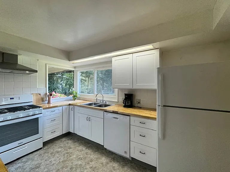 1184 Fickle Hill Rd — Photo 11