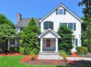 1110 Dobbs Ferry Rd, White Plains, NY 10607