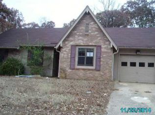 1140 High School Rd, Selmer, TN 38375