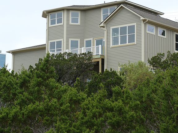 5th image of 22038 Moulin Dr