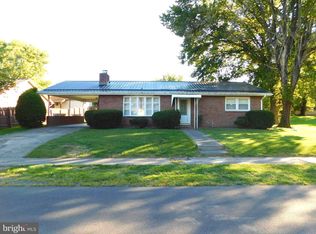 416 W Rosemary Ln, Romney, WV