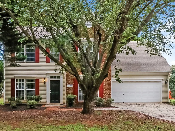 7224 Rock Island Rd, Charlotte, NC 28278