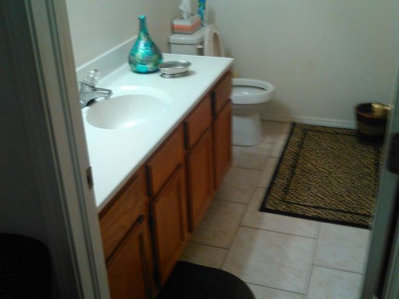 3rd image of 261 E 148th St S