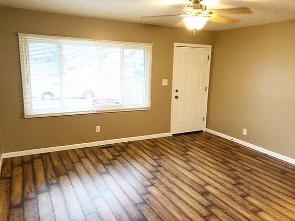 5th image of 6732 Brookhaven Dr