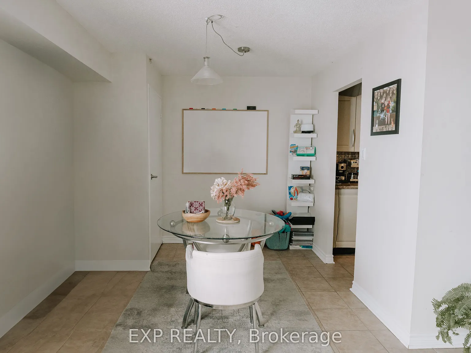 2 bed, $1,800 — Photo 4