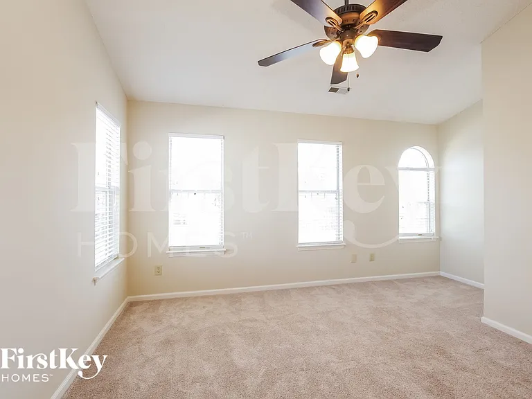 12105 Landen Dr — Photo 9
