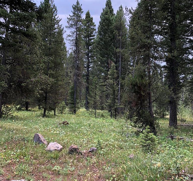 1st image of 2758 NE Sagehen Dr