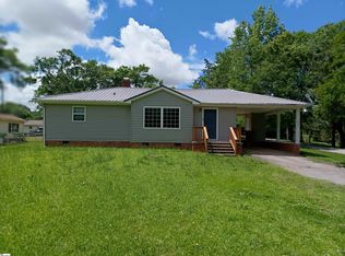 826 Magness Dr, Spartanburg, SC 29303