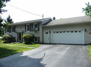 31 Wadsworth Ave, Westbrook, ME 04092