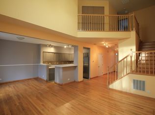 1271 Arapaho Ct, Naperville, IL