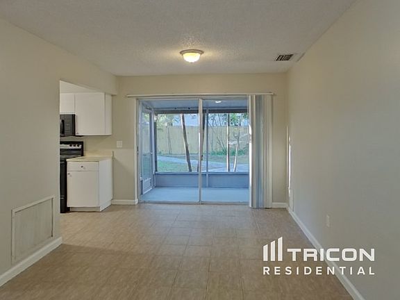 4th image of 534 81st Ave N