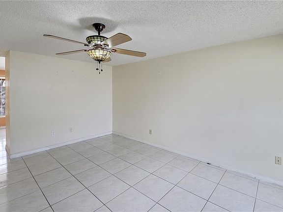 5th image of 8303 Dasa Pl