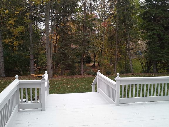 spacious deck off kitchen