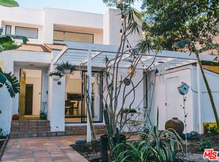 2404 Pacific Ave, Venice, CA 90291