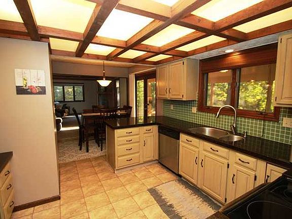 4th image of 8721 Ramblewood Ct
