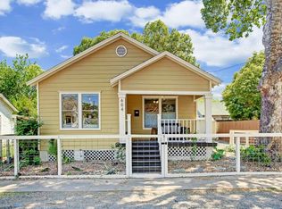 604 Archer St, Houston, TX 77009