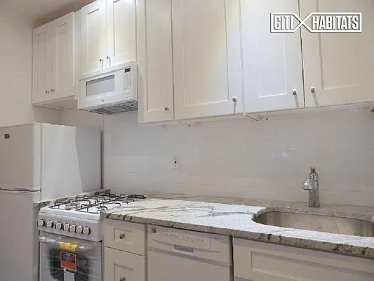 Rented by Citi Habitats | media 12