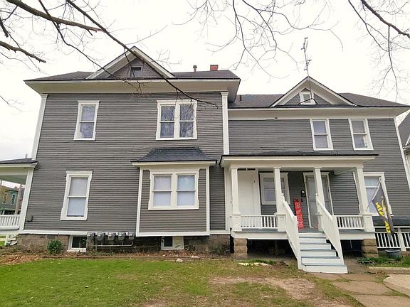 3rd image of 320 W Vine St