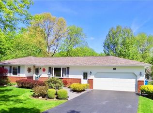 7249 Northview Dr, Brookfield, OH 44403