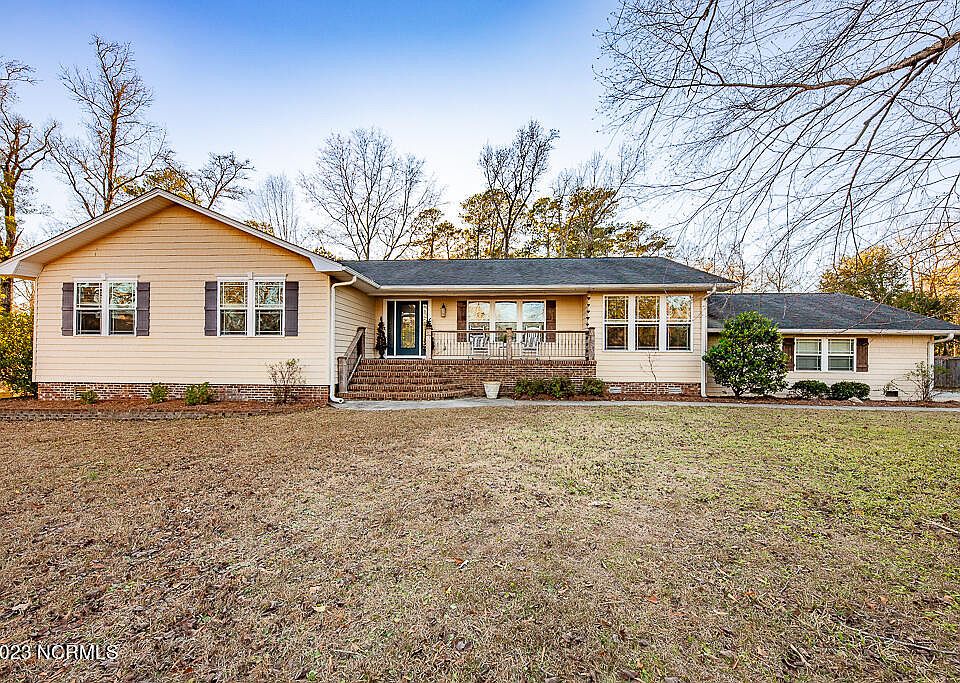 1st image of 132 Trent Shores Drive