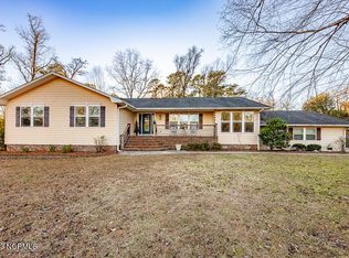 132 Trent Shores Dr, Trent Woods, NC 28562