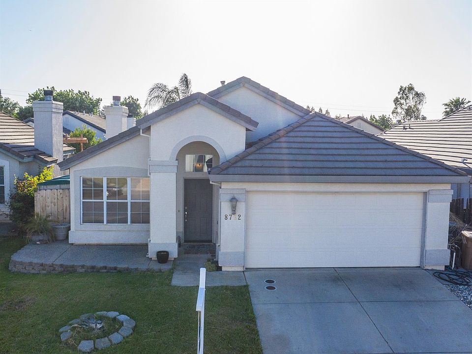 2nd image of 8752 Redwood Grove Way