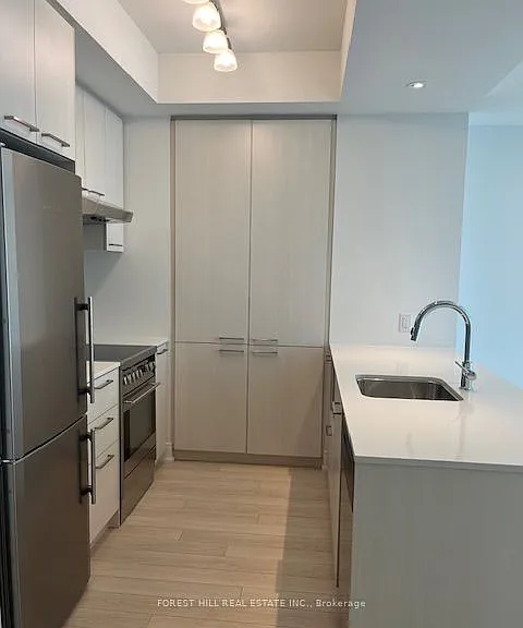 310 Tweedsmuir Ave #1706 — Photo 12