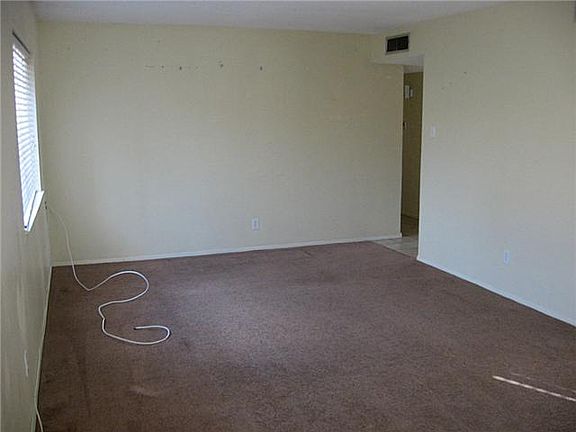 5th image of 11425 Bunky Henry Ln