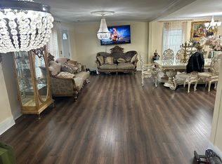 10109 Main St, Fairfax, VA 22031