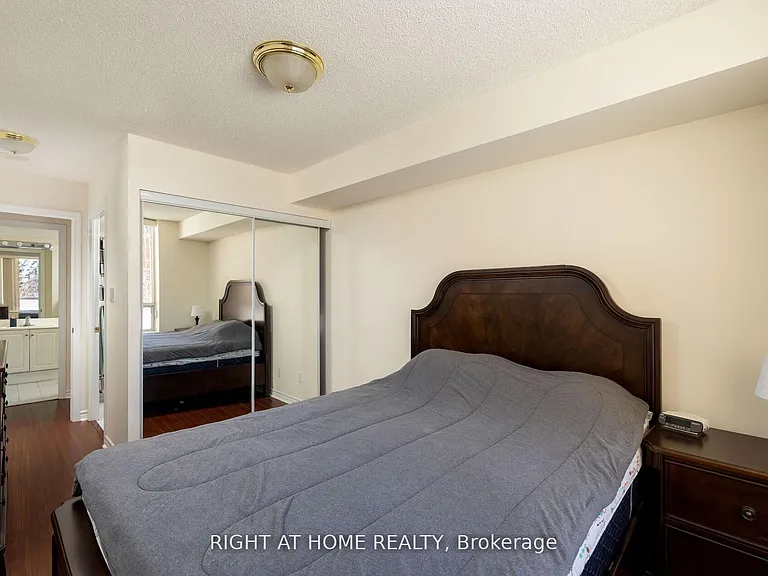 1883 McNicoll Ave #227 — Photo 9