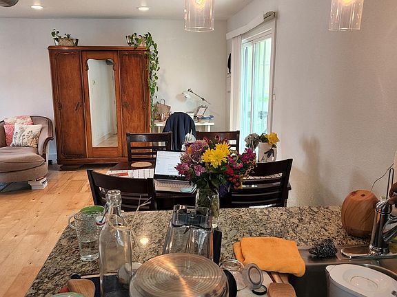 3rd image of 1313 E 52nd St APT 104