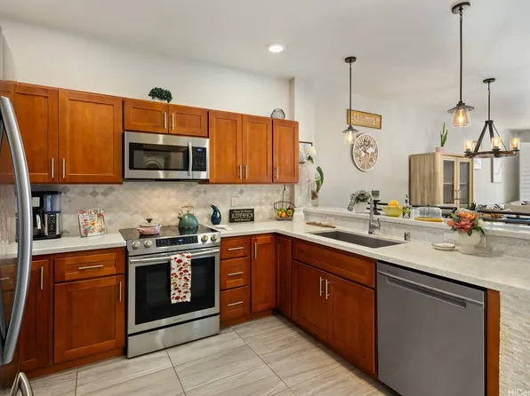 840 Kakala St APT 504, Kapolei, HI 96707