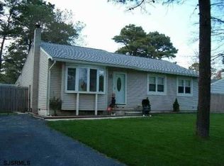 5915 Cedarcroft Dr, Mays Landing, NJ 08330