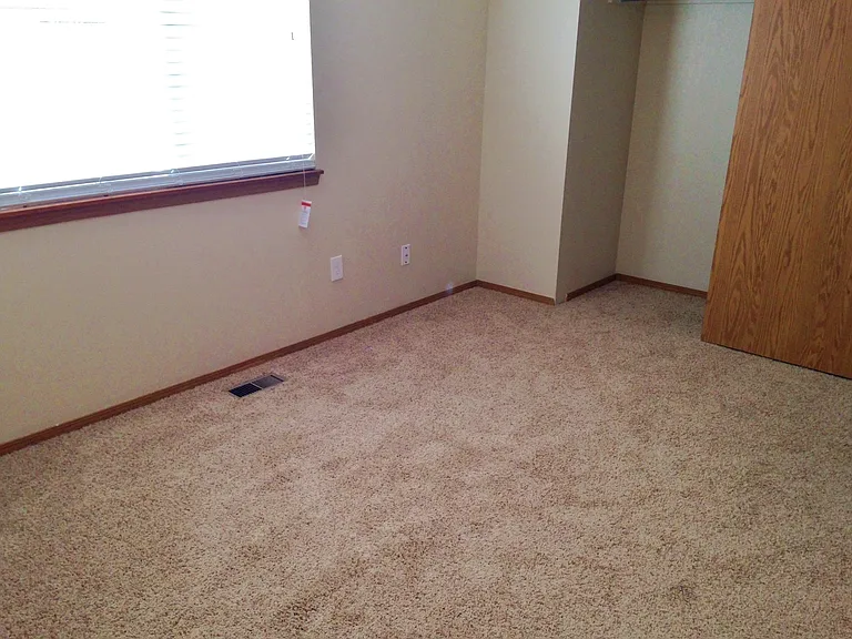 4205 Hunting Meadows Cir — Photo 9